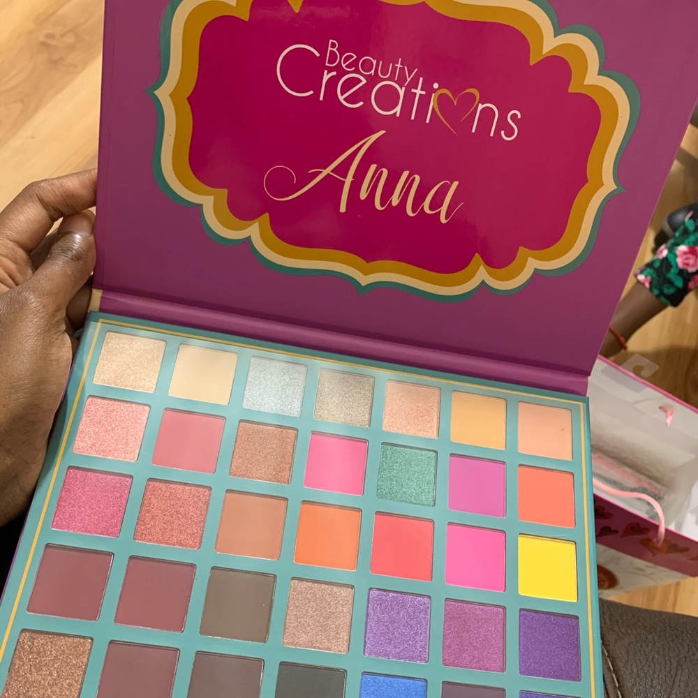 Anna palette